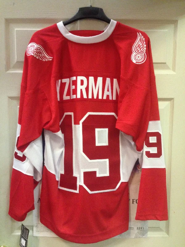 Yzerman Vintage CCM Detroit Red Wings 1926 Road/Away Jersey